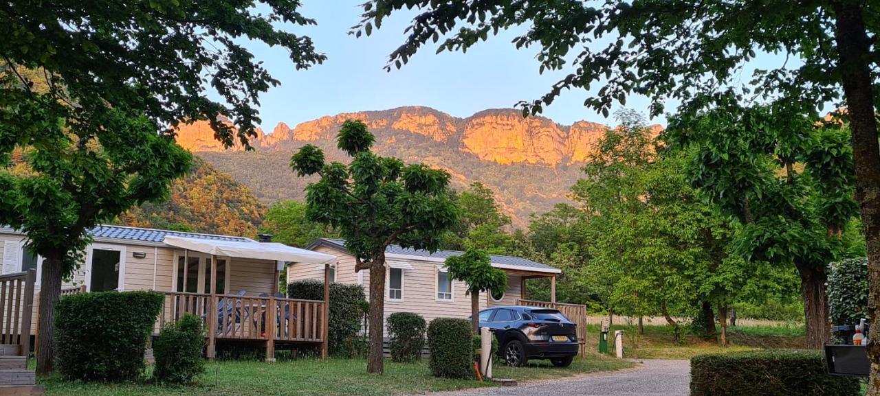 Camping Le Gallo Romain Barbieres 外观 照片