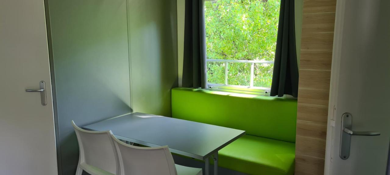 Camping Le Gallo Romain Barbieres 外观 照片