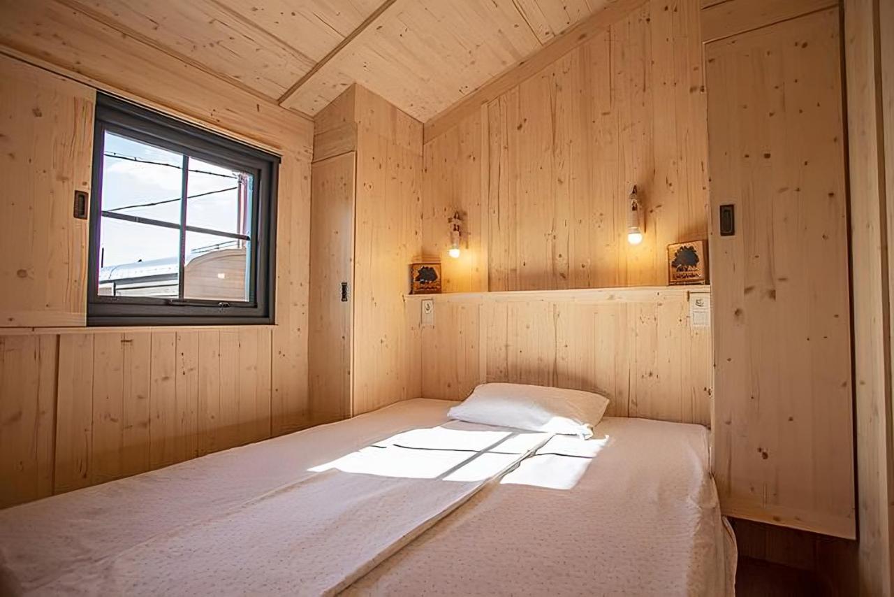 Camping Le Gallo Romain Barbieres 外观 照片