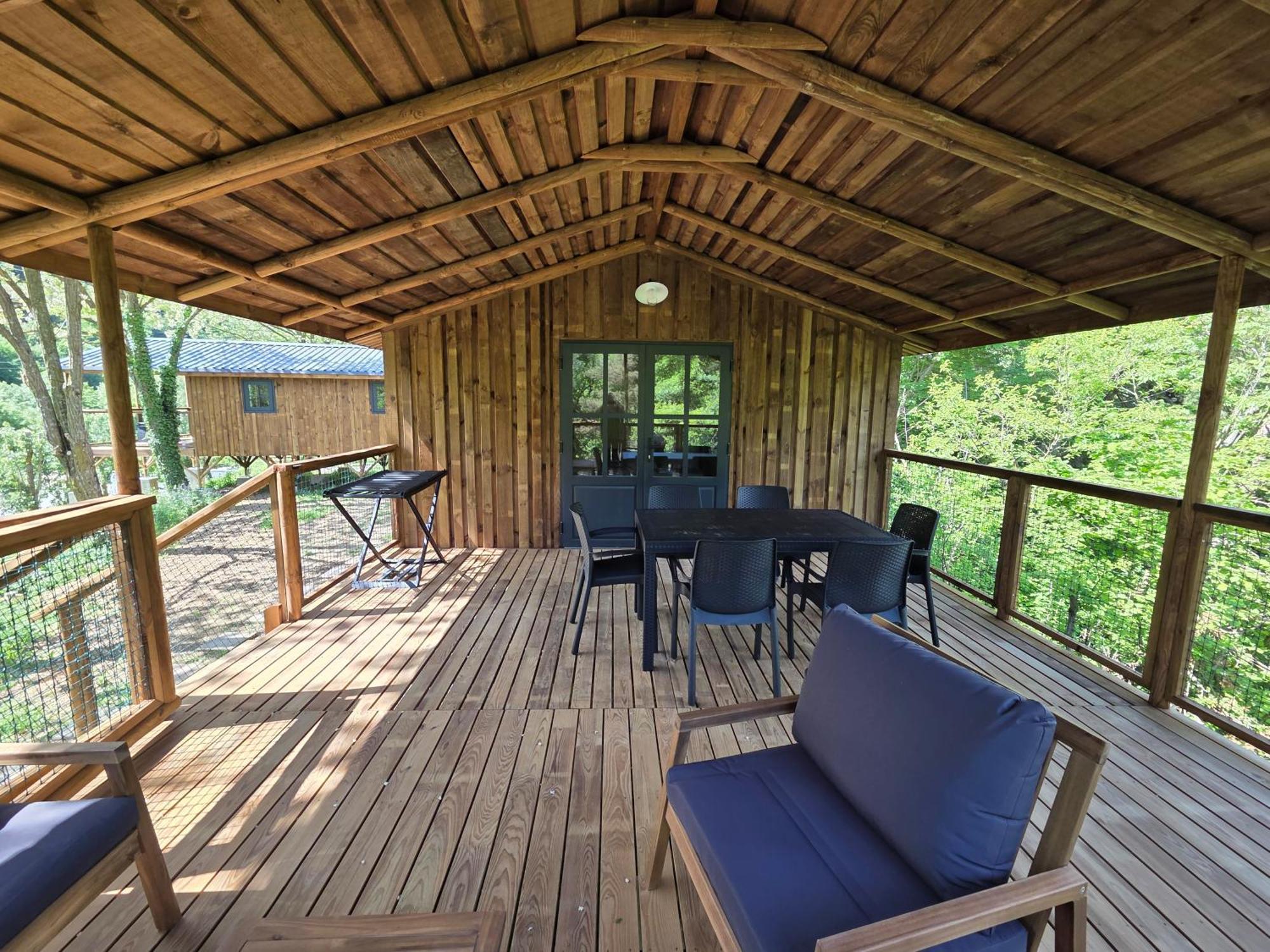 Camping Le Gallo Romain Barbieres 外观 照片